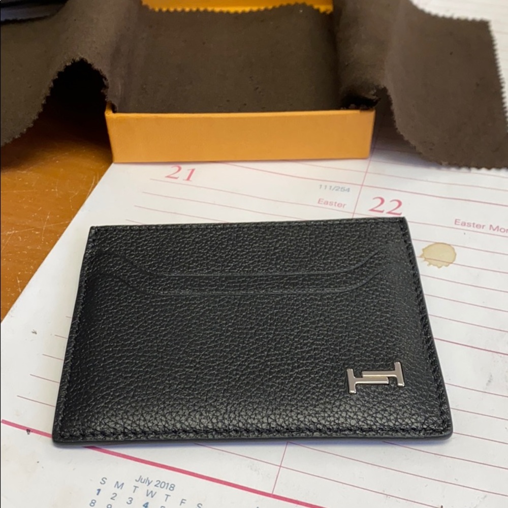 NIB Tod’s leather card holder.